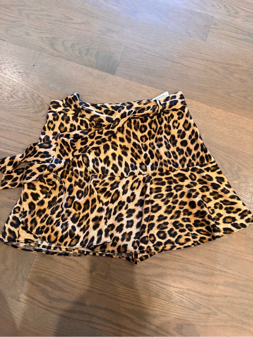 Zara Leopard-Print Mini Skirt in Tan and Black (with shorts/ lining inside)